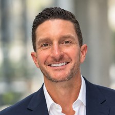 Headshot of Matt DelVerme, Co-Founder and Managing Partner of Fairway Capital Limited